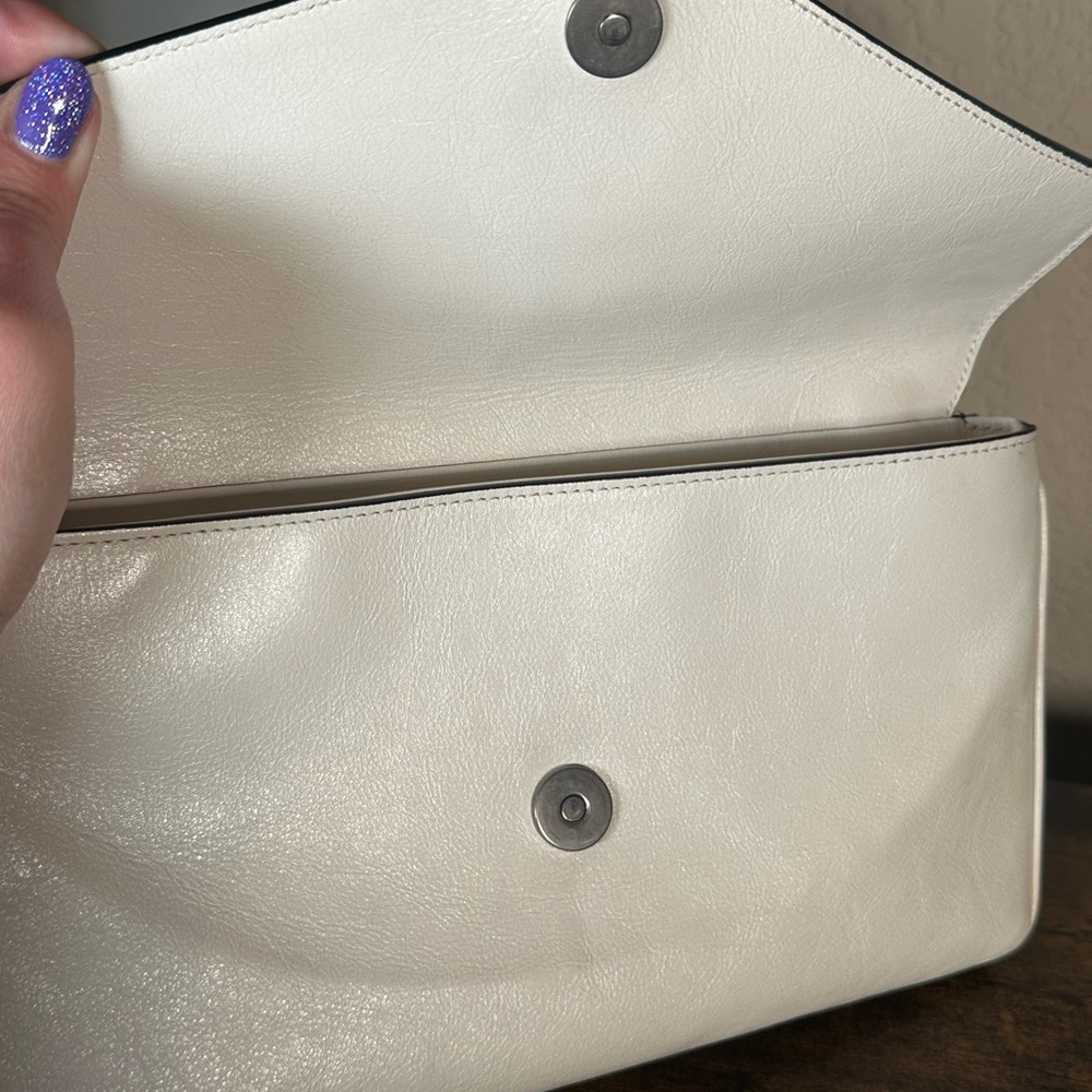 Authentic Gucci Thiara Double Sided Black and Gold GG Shoulder Bag - Picture 13 of 13